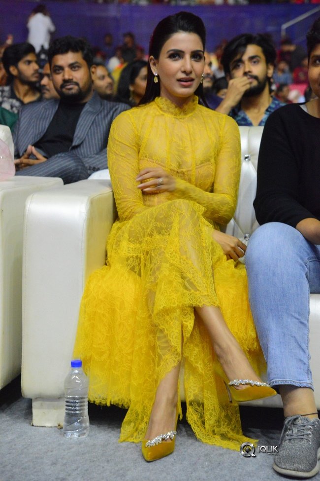 Samantha-At-Zee-Cine-Awards